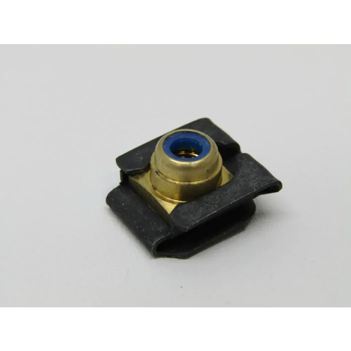 Ecrou captif pour boîtier de clignotant / feu arrière pour Porsche 911 '63-'89 912