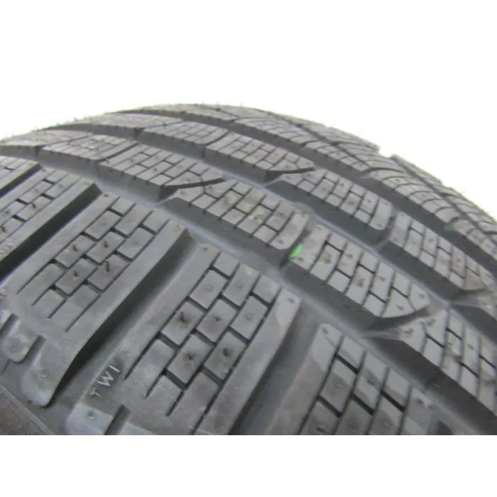 Jeu 2x pneu d'hiver PIRELLI Sottozero W240S2 235/35 R19 87V N1 M+S Porsche 997