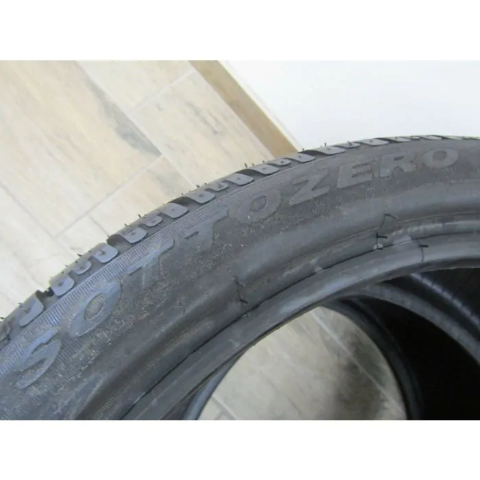 Jeu 2x pneu d'hiver PIRELLI Sottozero W240S2 235/35 R19 87V N1 M+S Porsche 997