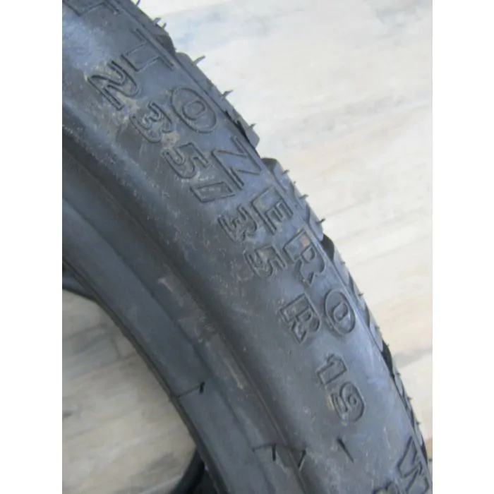 Jeu 2x pneu d'hiver PIRELLI Sottozero W240S2 235/35 R19 87V N1 M+S Porsche 997