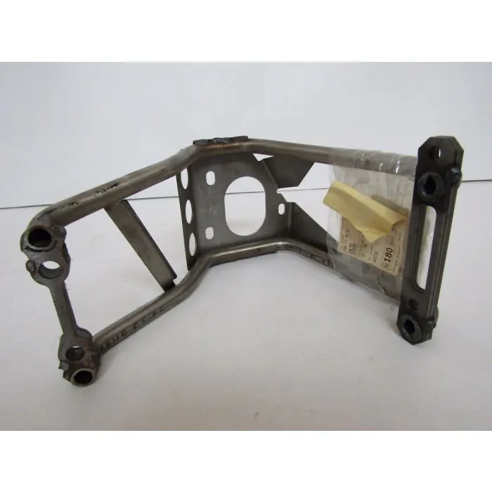 Porsche 996 3,4L 1998-2001 Support pour silencieux/échappement droit