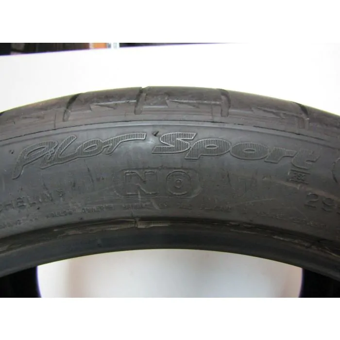1x Pneu d'été MICHELIN Pilot Sport 295/35 ZR20 105Y N0 Porsche 991 5,4mm